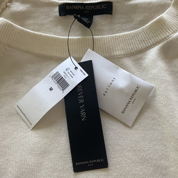 NWT Banana Republic Ivory Button Detail Sweater Forever Yarn Size Medium - Picture 6 of 10